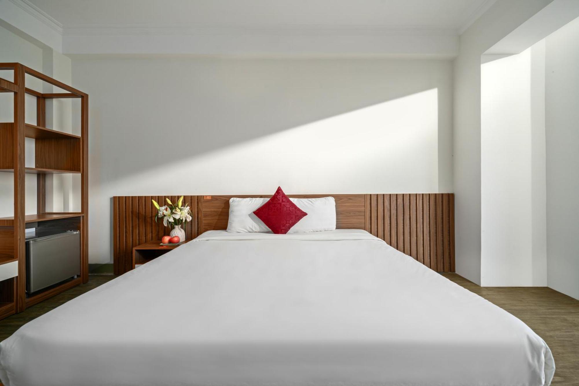 Hôtel Khach San Nami Nha Trang Extérieur photo